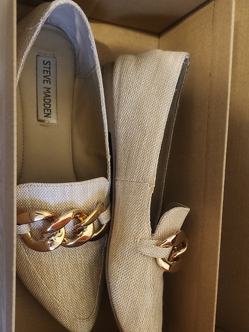 Steve Madden Cream Canvas Pointed Loafers with Gold Chain